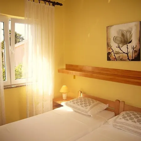 Mihalic Apartment