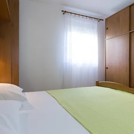 Mihalic Apartment *