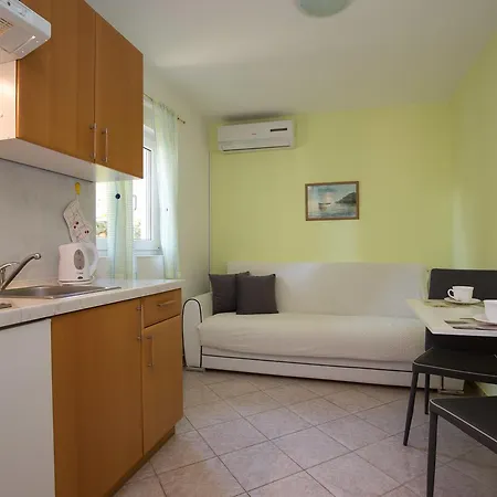 Mihalic *